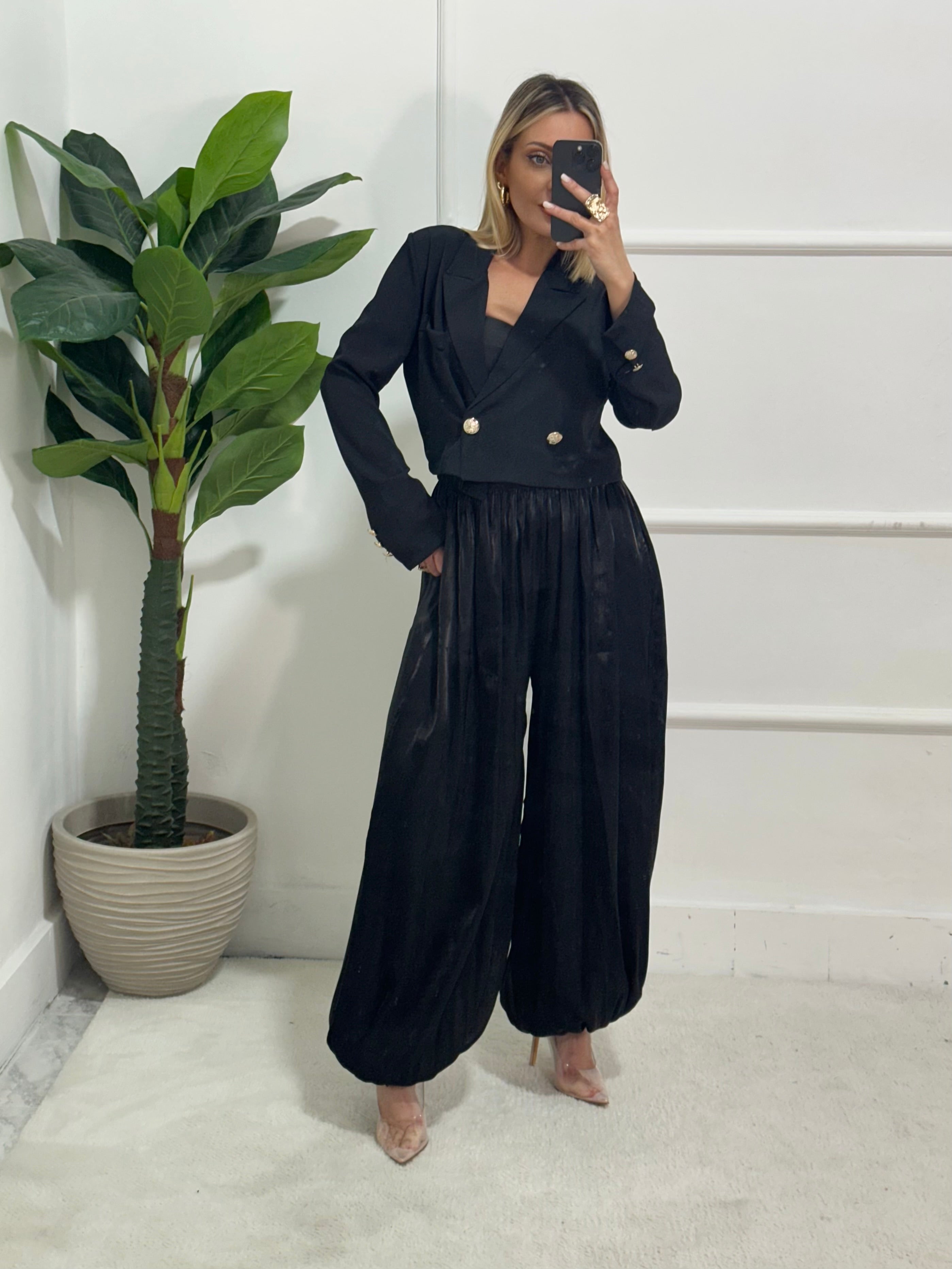 Pantaloni Mavi Black