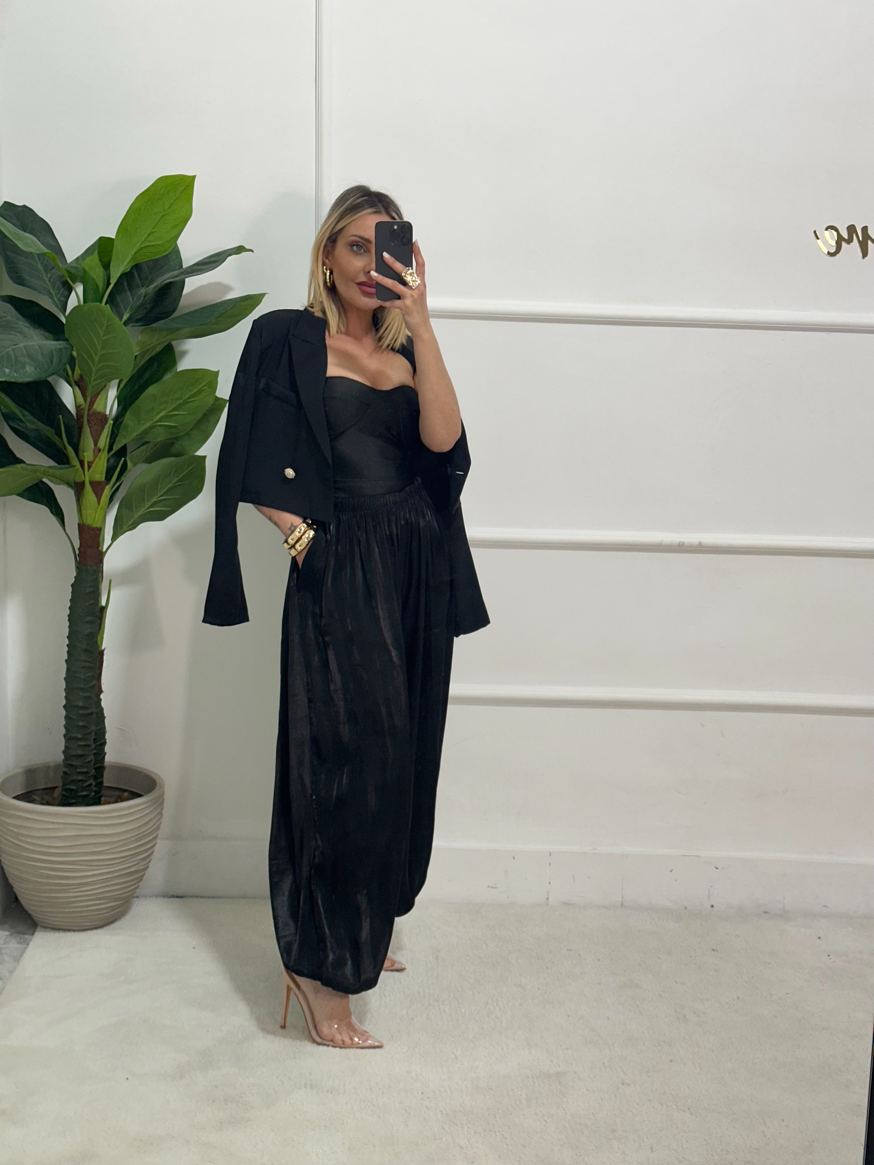 Pantaloni Mavi Black