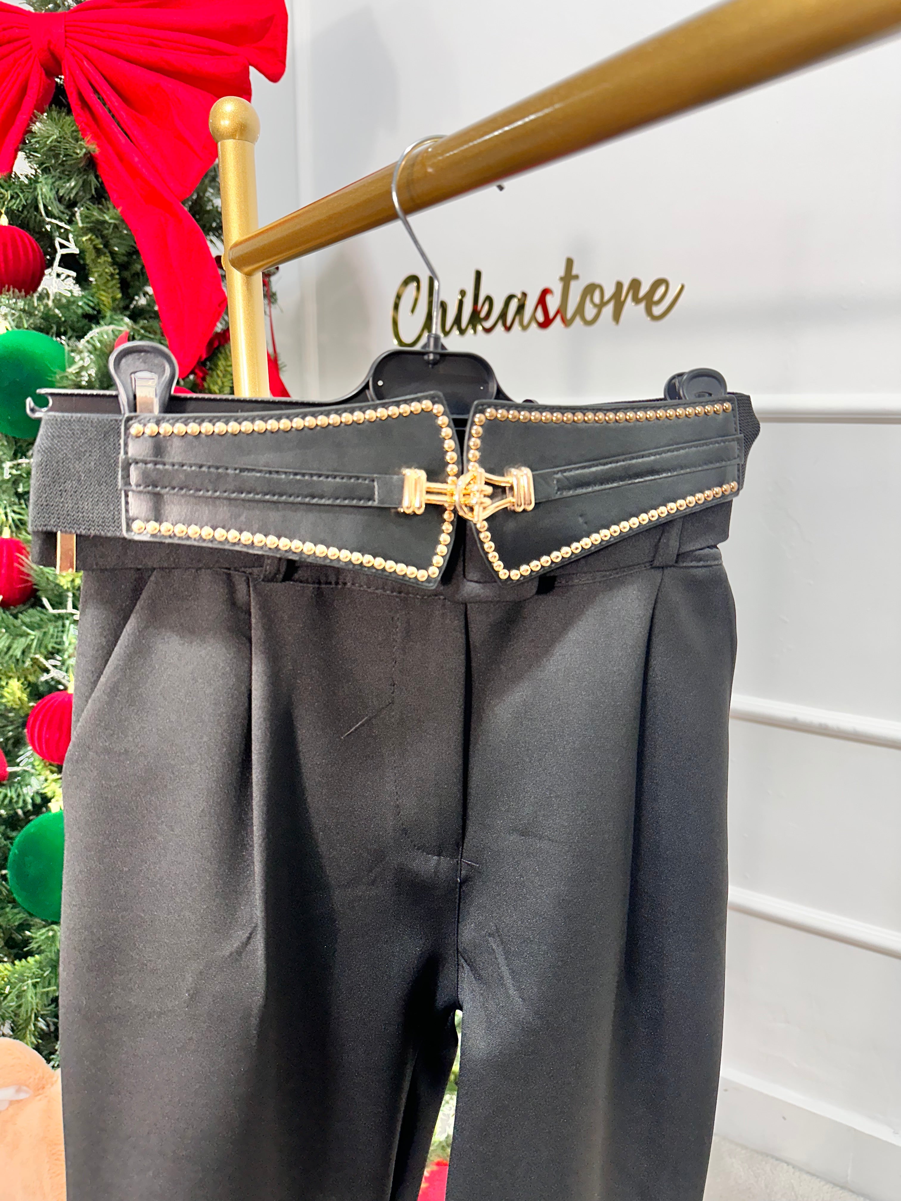 Cintura con borchie oro