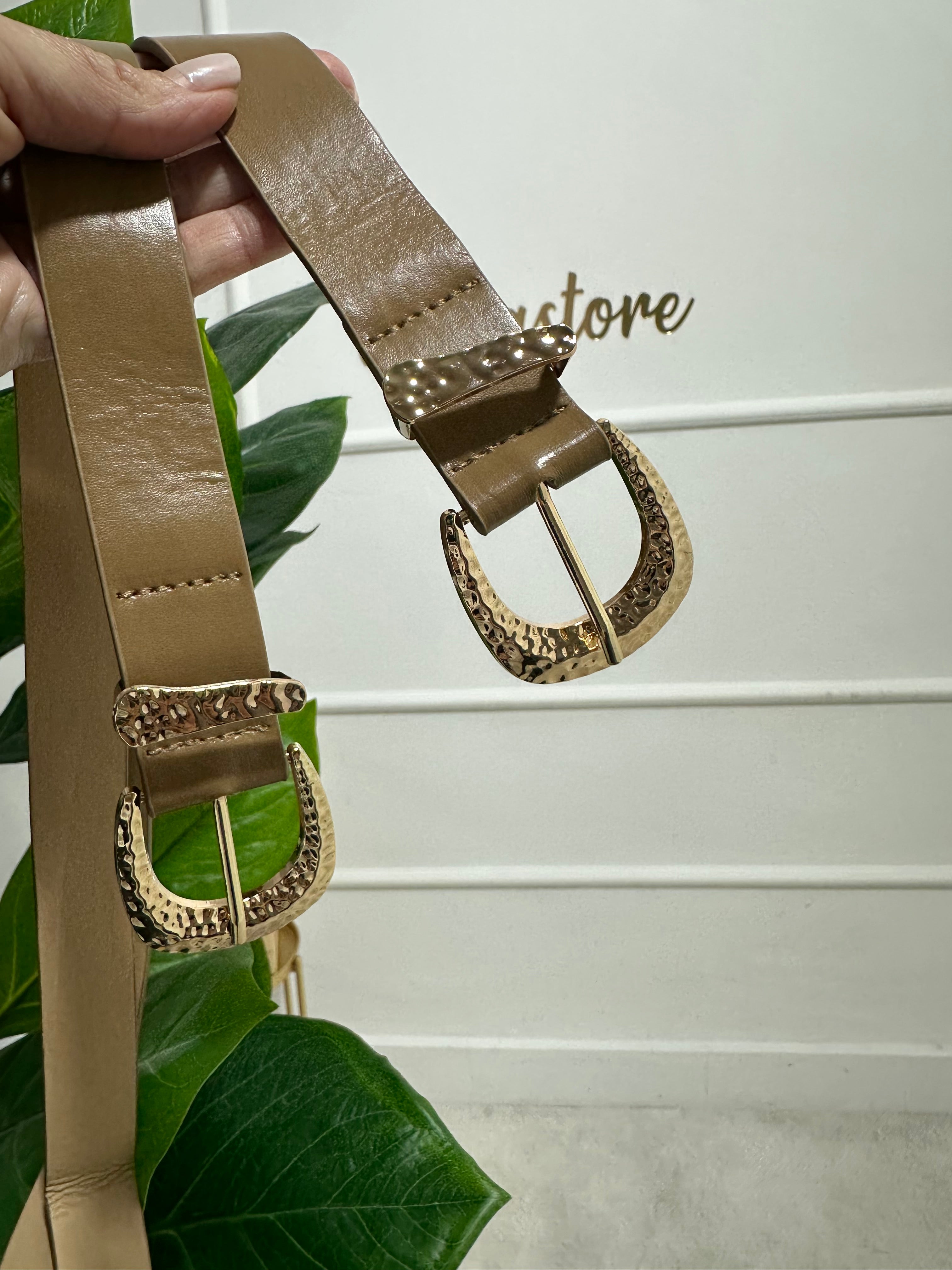 Cintura con fibbia oro