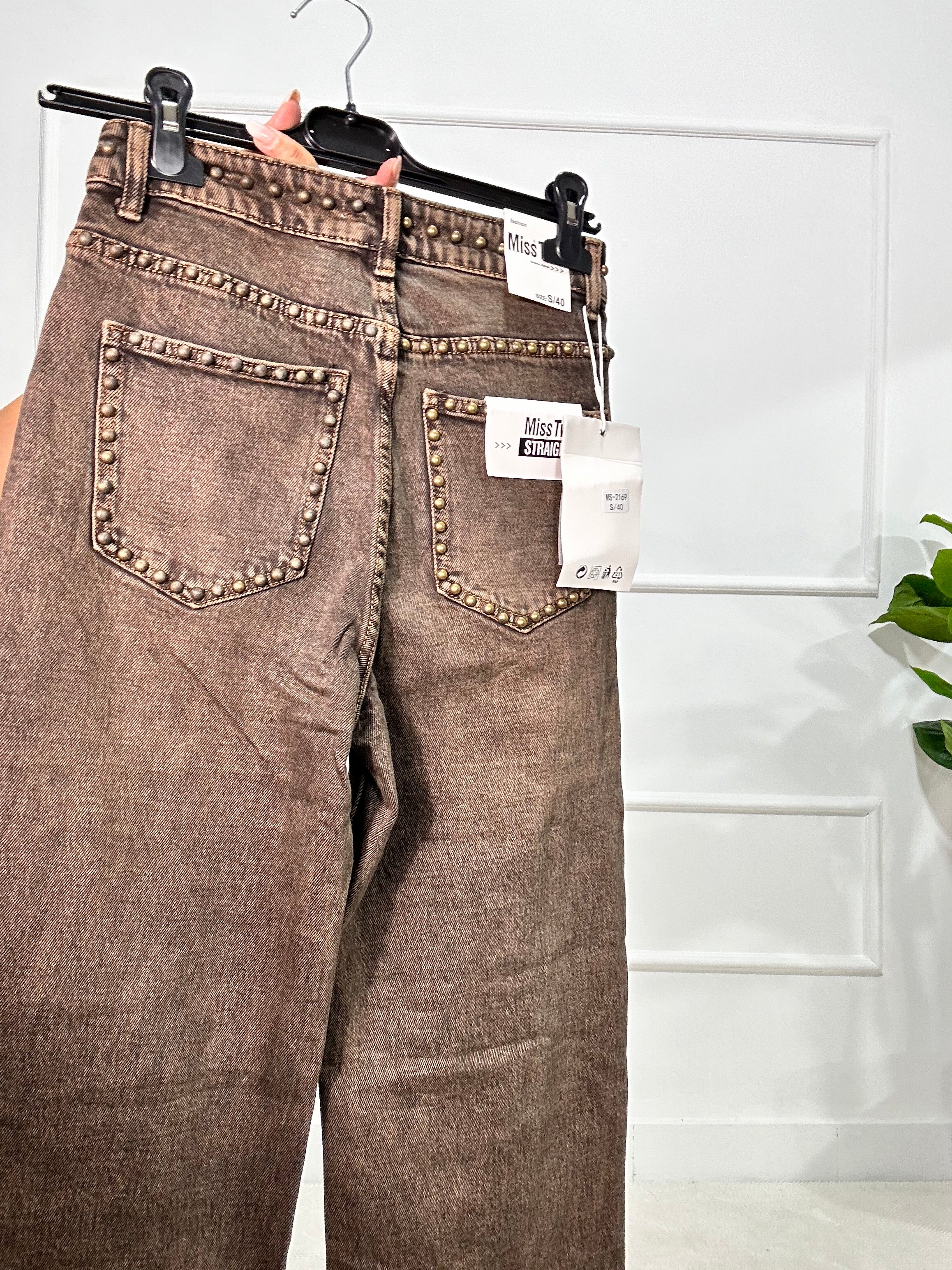 Denim brawn Margo’