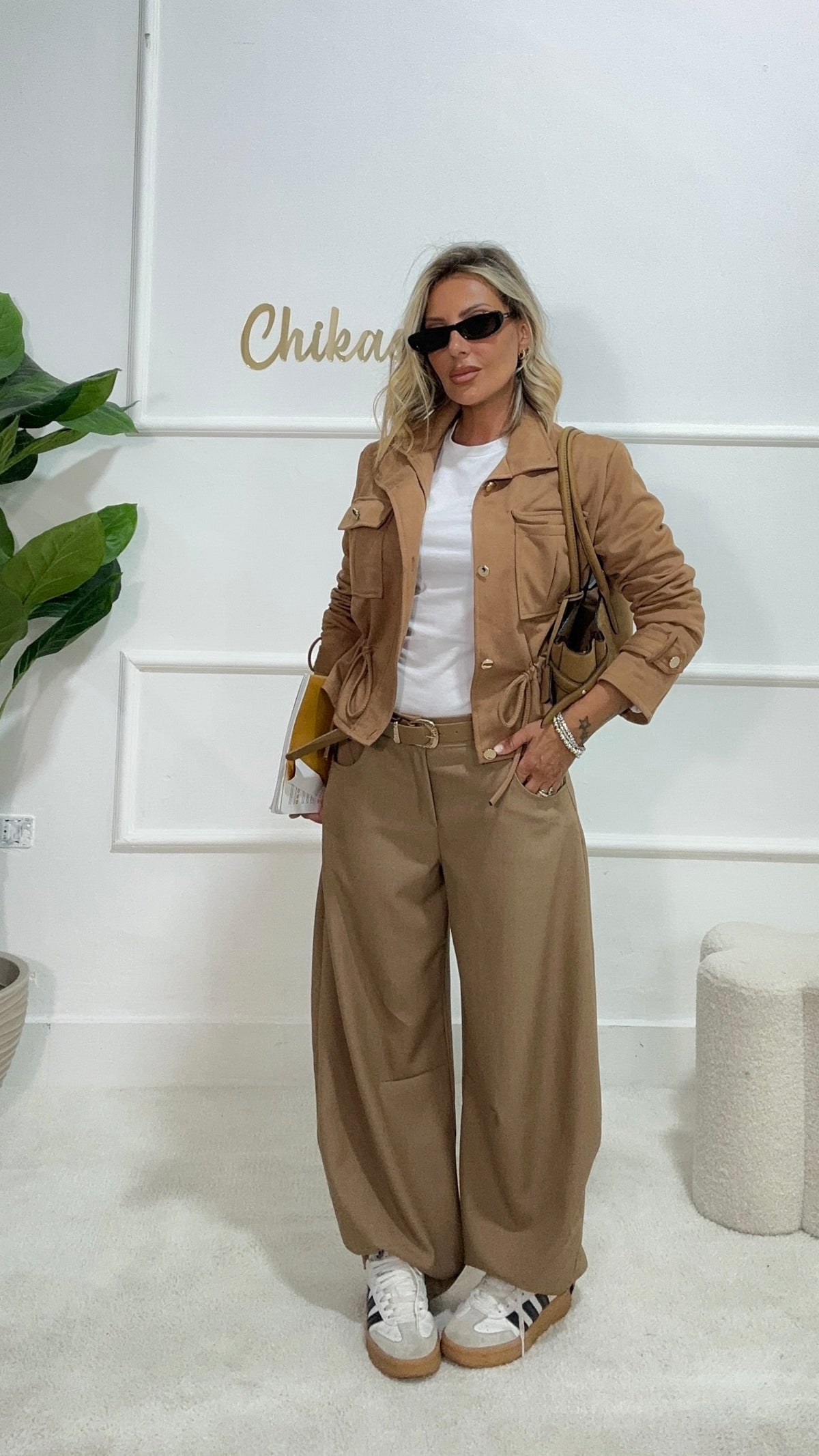 Pantaloni Confort biscotto