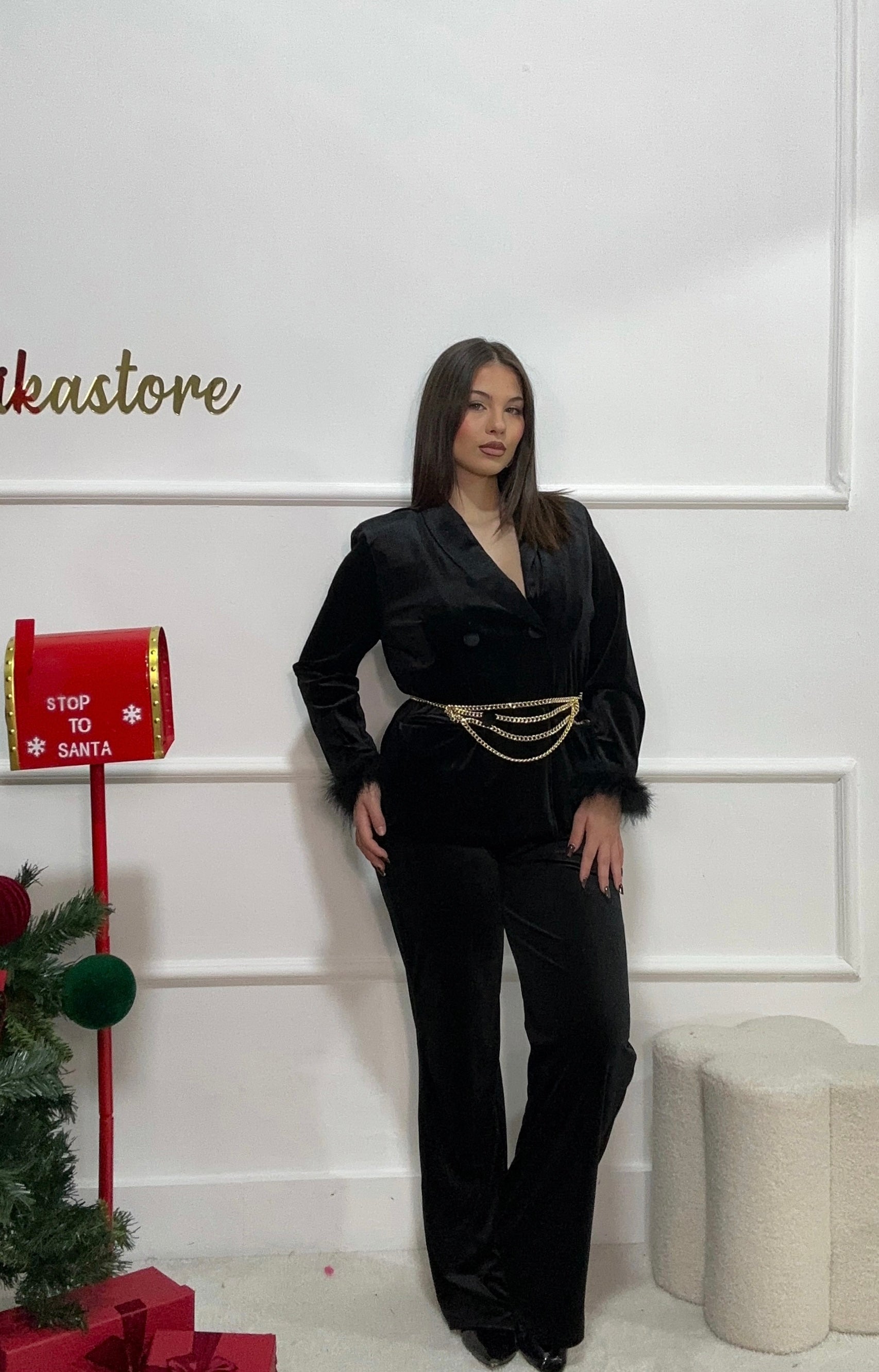 Tailleur “I M THE QUEEN “nero