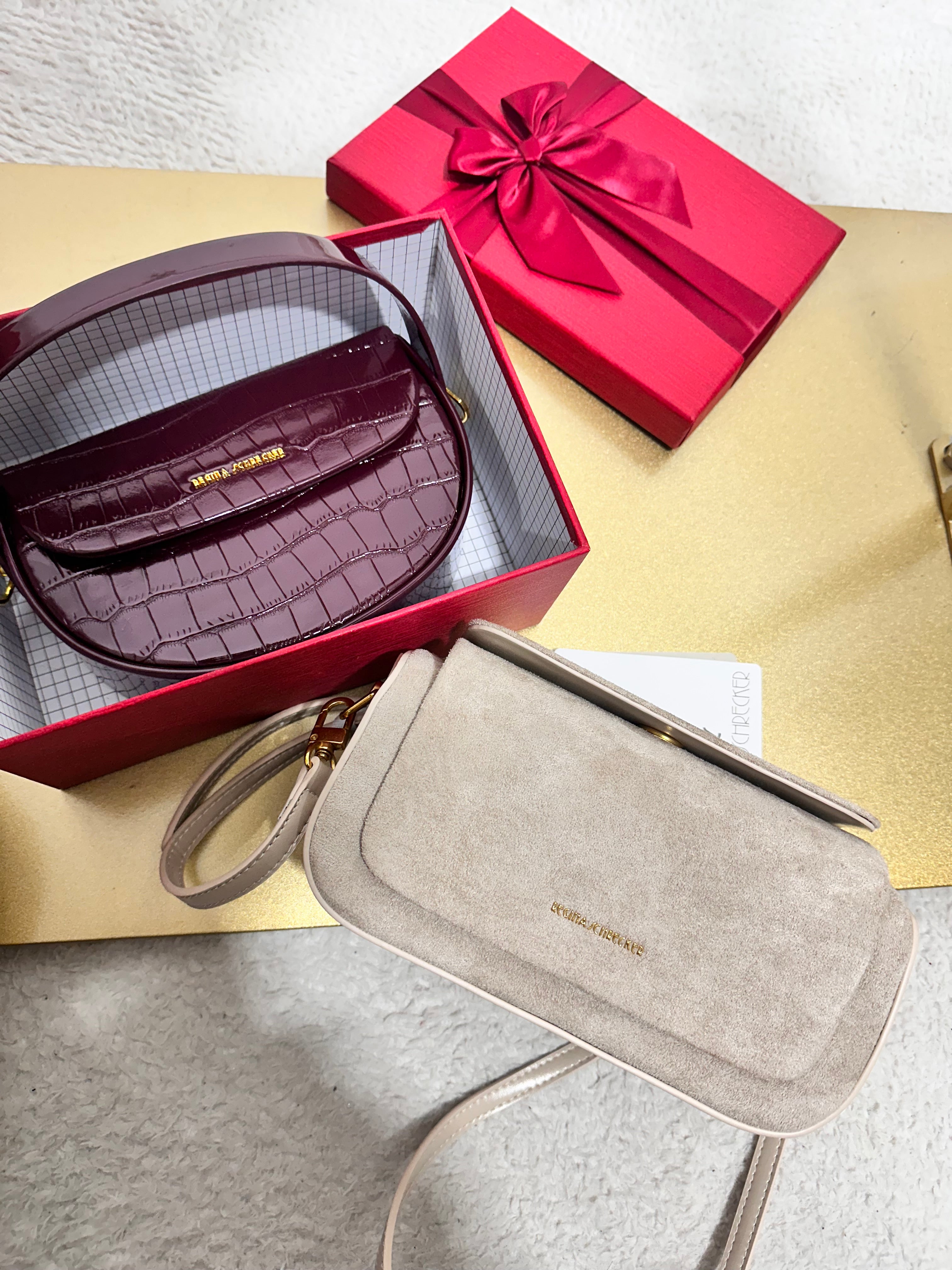 Pochette Luna Borgogna